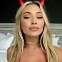 สติกเกอร์